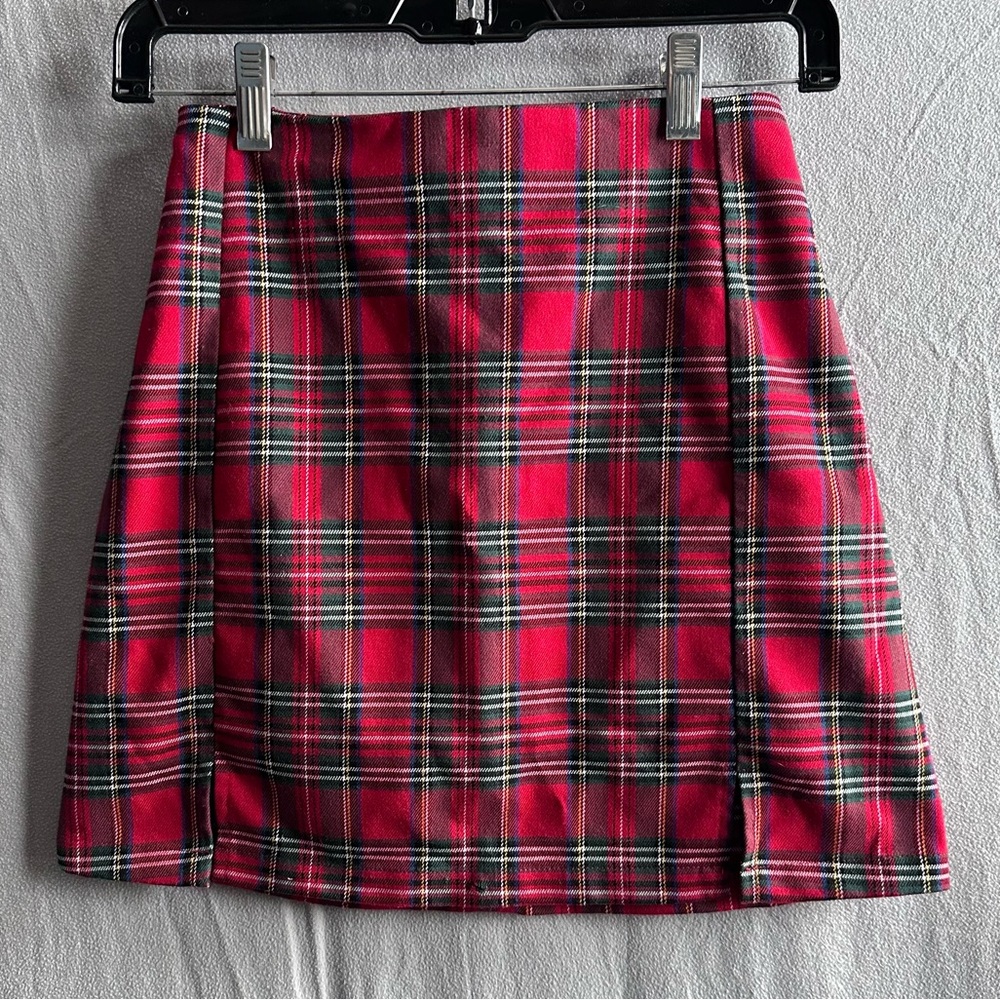 Brandy Melville Plaid Skirt
